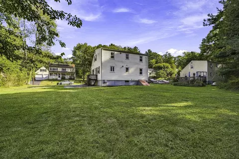 Exterior - 35 Anthony Rd, Franklin, MA 02038 photo 5 of 7