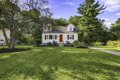Exterior - 35 Anthony Rd, Franklin, MA 02038 photo 2 of 7