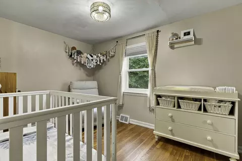 Bedroom - 35 Anthony Rd, Franklin, MA 02038 photo 5 of 6