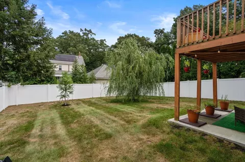 Exterior - 109 Appleton St, Springfield, MA 01108 photo 5 of 15