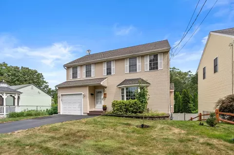 Exterior - 109 Appleton St, Springfield, MA 01108 photo 12 of 15