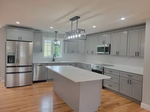 26 Bowker, Worcester, MA 01604 photo 2