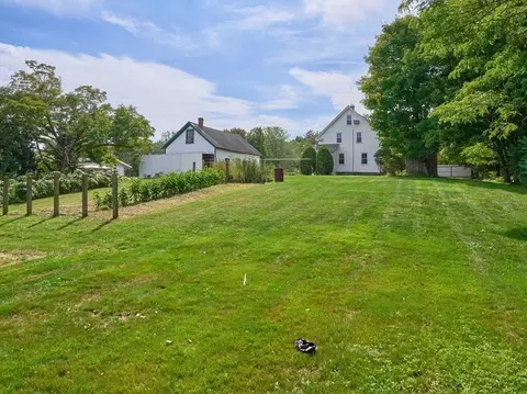 Exterior - 1903 Main St, Lancaster, MA 01523 photo 3 of 7
