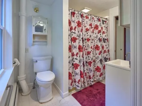 Bath - 1903 Main St, Lancaster, MA 01523 photo 1 of 2