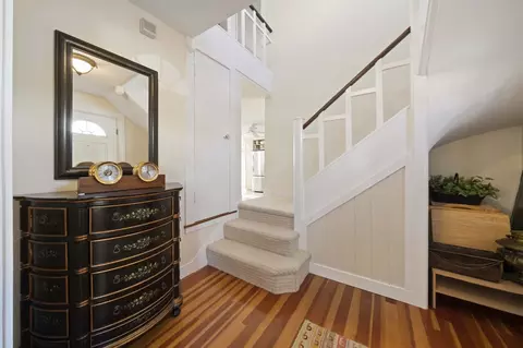 Entry Way - 117 Manomet Ave, Hull, MA 02045 photo 1 of 3