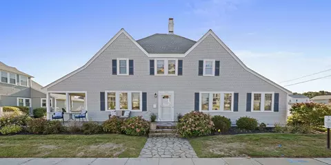 Exterior - 117 Manomet Ave, Hull, MA 02045 photo 6 of 7