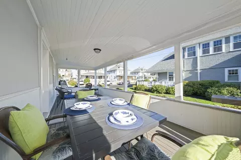 Exterior - 117 Manomet Ave, Hull, MA 02045 photo 2 of 7