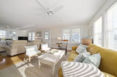 Living - 117 Manomet Ave, Hull, MA 02045 photo 6 of 7