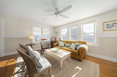 Living - 117 Manomet Ave, Hull, MA 02045 photo 5 of 7