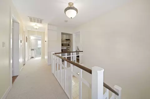 Entry Way - 117 Manomet Ave, Hull, MA 02045 photo 3 of 3