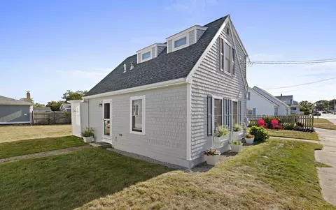 Exterior - 117 Manomet Ave, Hull, MA 02045 photo 7 of 7