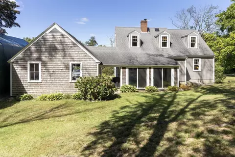 Exterior - 22 Forge Rd, Freetown, MA 02702 photo 6 of 6