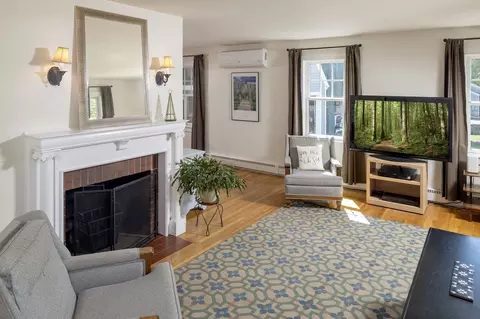 Living - 22 Forge Rd, Freetown, MA 02702 photo 2 of 2