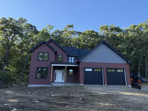 Exterior - 47 Southwick Rd, Sutton, MA 01590 photo 5 of 12