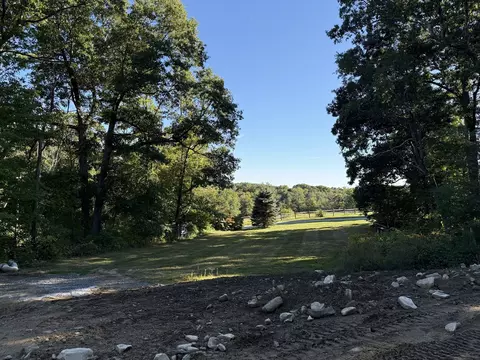 Exterior - 47 Southwick Rd, Sutton, MA 01590 photo 9 of 12