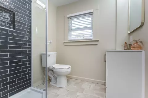 Bath - 13 Datewood St, Wareham, MA 02571 photo 1 of 2