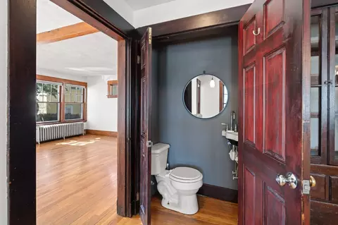 Entry Way - 29 Myrtle St, Dedham, MA 02026 photo 2 of 5