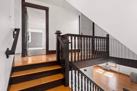 Entry Way - 29 Myrtle St, Dedham, MA 02026 photo 4 of 5