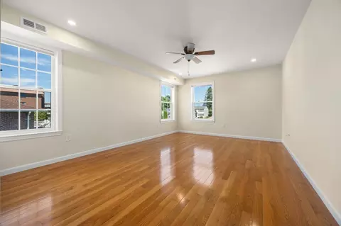 Living - 89 Devir St, Malden, MA 02148 photo 3 of 3