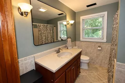 Bath - 32 Sibley Rd, Sutton, MA 01590 photo 2 of 2