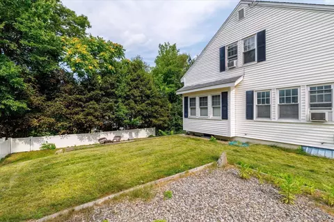 Exterior - 22 Oneida, Worcester, MA 01606 photo 6 of 8