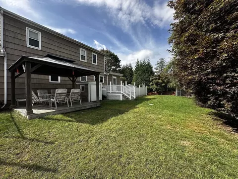 Exterior - 770 Main St, Acushnet, MA 02743 photo 4 of 6
