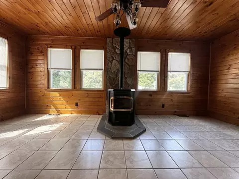 Living - 770 Main St, Acushnet, MA 02743 photo 3 of 3