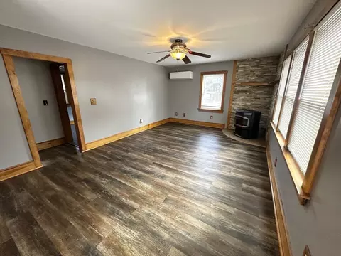 Living - 770 Main St, Acushnet, MA 02743 photo 2 of 3