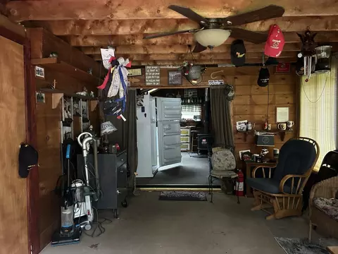 Entry Way - 96 West St, Plainfield, MA 01070 photo 1 of 1