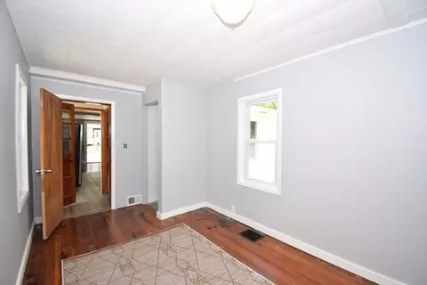 Bedroom - 433 Putnam Hill Rd, Sutton, MA 01590 photo 1 of 4