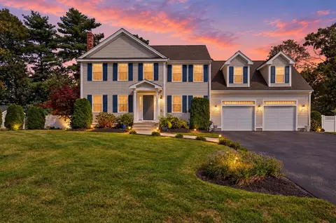 68 Metacomet Ave, Taunton, MA 02718