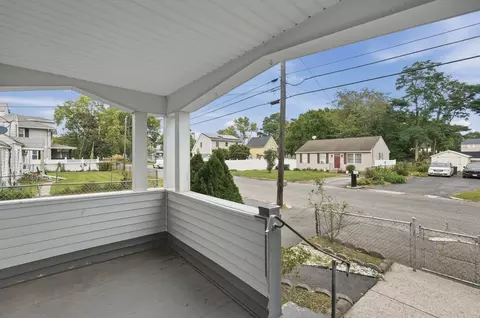 Exterior - 132 Gilbert Ave, Springfield, MA 01119 photo 7 of 11