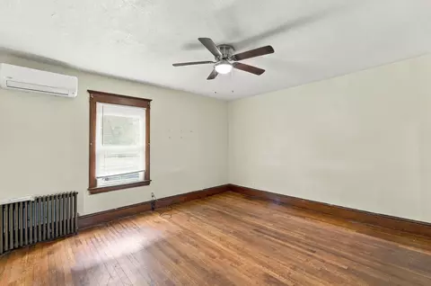 Bedroom - 132 Gilbert Ave, Springfield, MA 01119 photo 1 of 8
