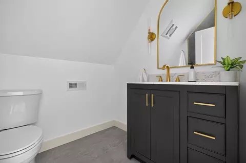 Bath - 11 Morrison Ave, Somerville, MA 02144 photo 6 of 6