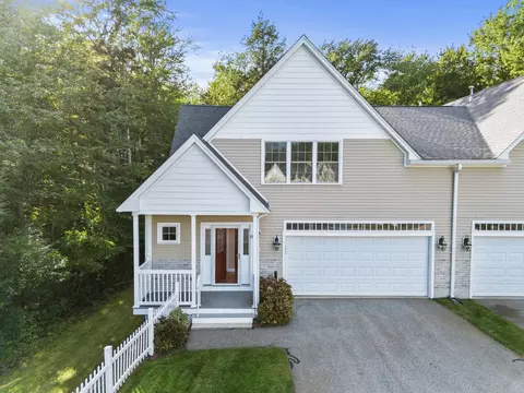 23 Northfield Dr #23, Rockland, MA 02370