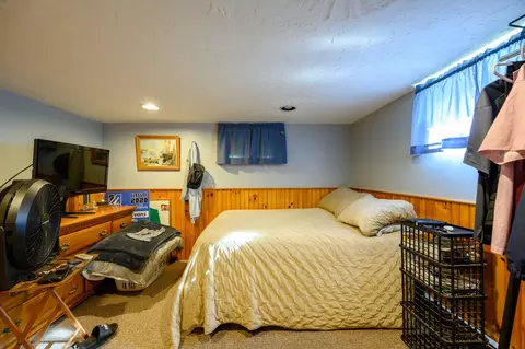 Bedroom - 38 Thornton St, Quincy, MA 02170 photo 5 of 5