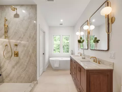 Bath - 373 High Rock St, Needham, MA 02492 photo 3 of 10