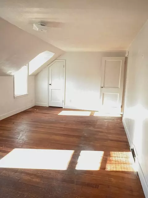 Bedroom - 109 Pilgrim, Springfield, MA 01118 photo 5 of 6