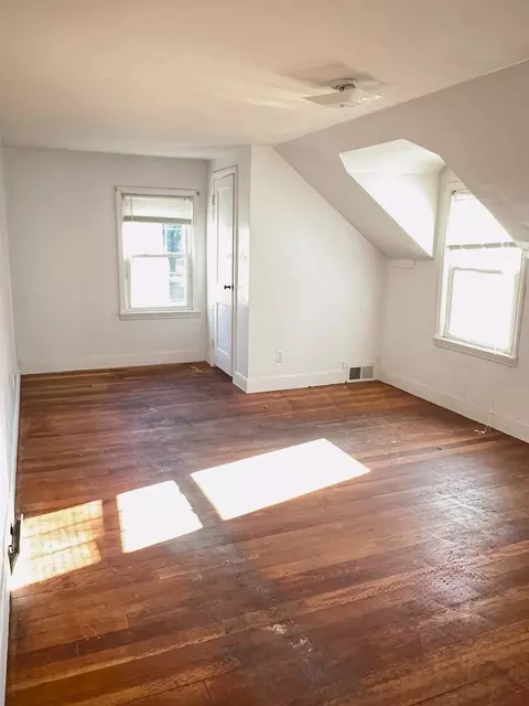 Bedroom - 109 Pilgrim, Springfield, MA 01118 photo 6 of 6