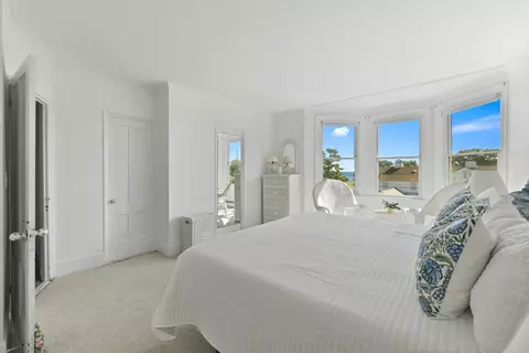 Bedroom - 172 Irving Ave, Barnstable, MA 02647 photo 5 of 8