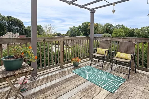 Exterior - 6 Greenhalge St, Worcester, MA 01604 photo 3 of 5