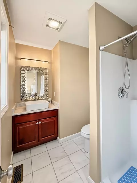 Bath - 6 Greenhalge St, Worcester, MA 01604 photo 1 of 4