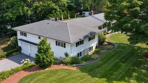 4 Temi Rd, Chelmsford, MA 01824
