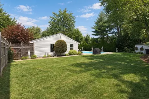 Exterior - 4 Temi Rd, Chelmsford, MA 01824 photo 10 of 12