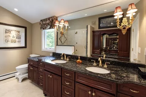 Bath - 4 Temi Rd, Chelmsford, MA 01824 photo 3 of 6