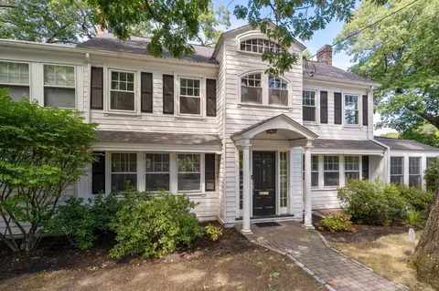575 Chestnut St, Waban, MA 02468