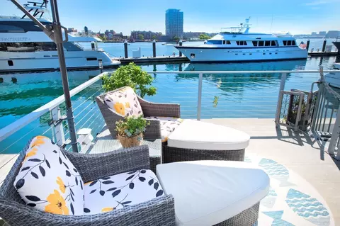 1 Pier 8 #B14, Charlestown, MA 02129