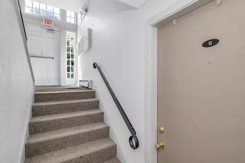 Entry Way - 90 E Broadway #11, Derry, NH 03038 photo 1 of 2