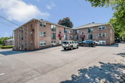 Exterior - 90 E Broadway #11, Derry, NH 03038 photo 2 of 2