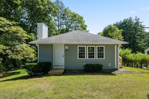 217 W Main St, Northborough, MA 01532